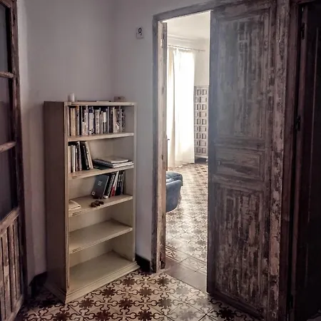 Homestay Casa Escondida - Residencia De Artistas *