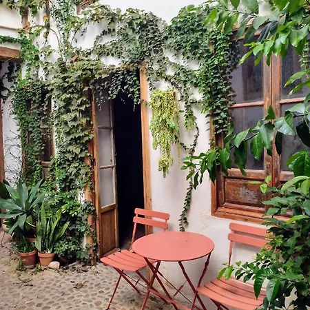 Casa Escondida - Residencia De Artistas Accommodatie bij particulieren *