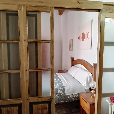 Homestay Casa Escondida - Residencia De Artistas Cordoba
