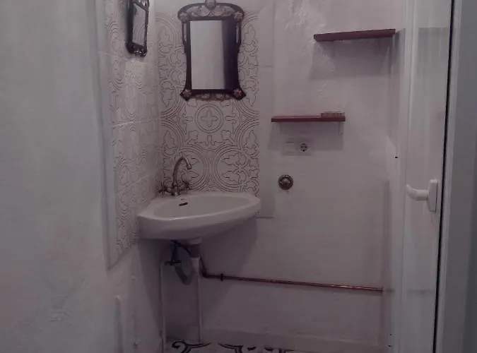 Casa Escondida - Residencia De Artistas Homestay