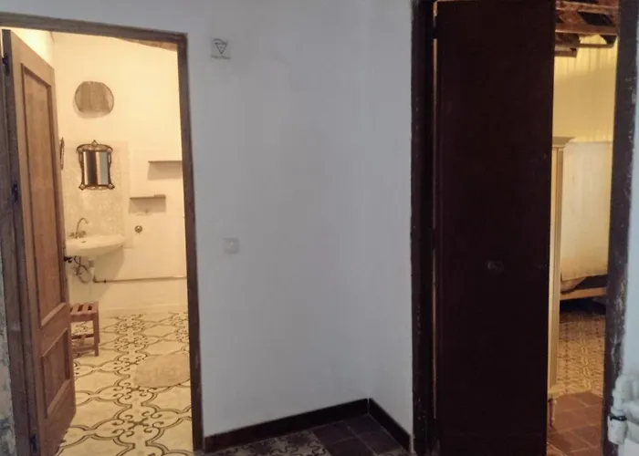 Casa Escondida - Residencia De Artistas