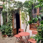Casa Escondida - Casa De Huéspedes Habitación en casa particular *